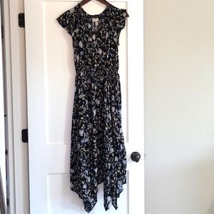 EUC Knox Rose floral handkerchief hem midi dress